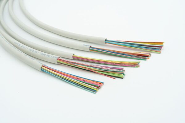 Multifiber Riser cable FTTH SM